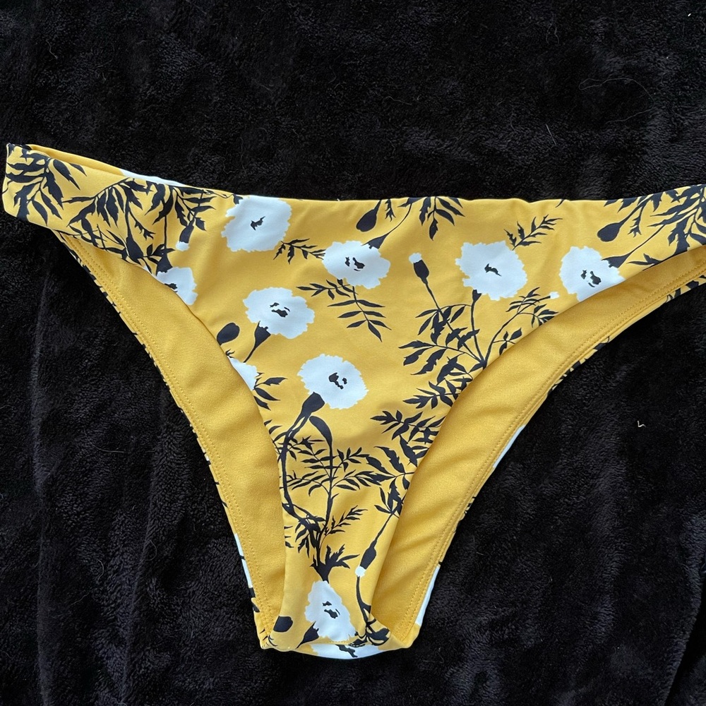 Roxy bottoms